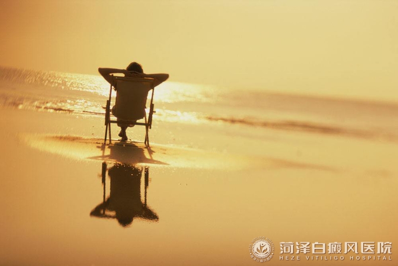 白癜風患者曬太陽(yáng)