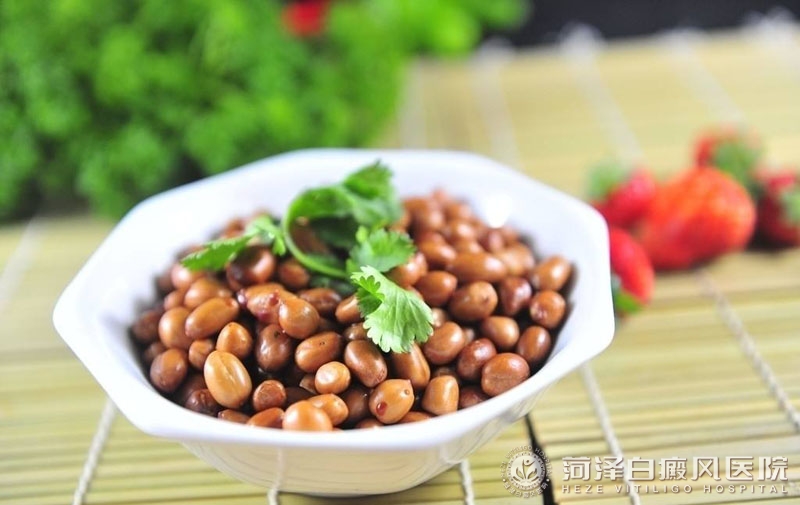 權威白癜風醫(yī)院專(zhuan)傢(jia)建(jian)議吃花(huā)生(sheng)